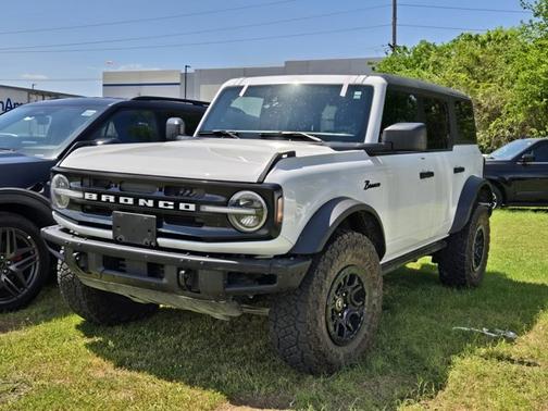 OXFORD WHITE 2023 Ford Bronco