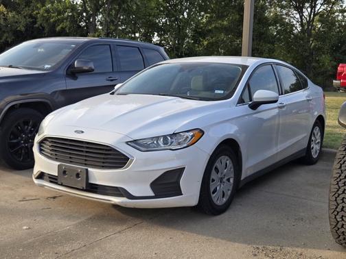 2020 Ford Fusion S