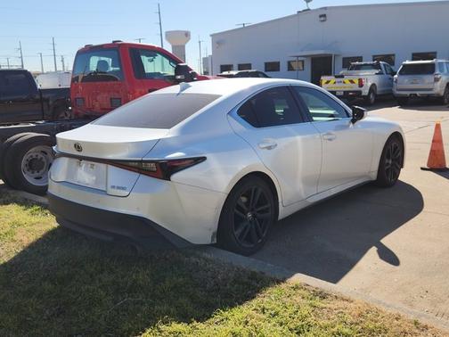2021 Lexus IS 300 BASE
