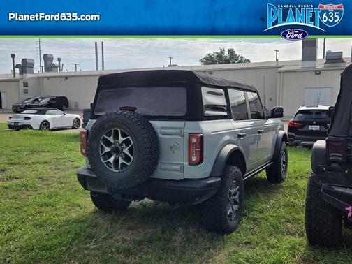 Cactus 2021 Ford Bronco Badlands