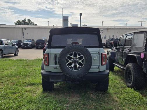 Cactus 2021 Ford Bronco Badlands