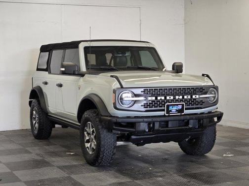 Cactus 2021 Ford Bronco Badlands