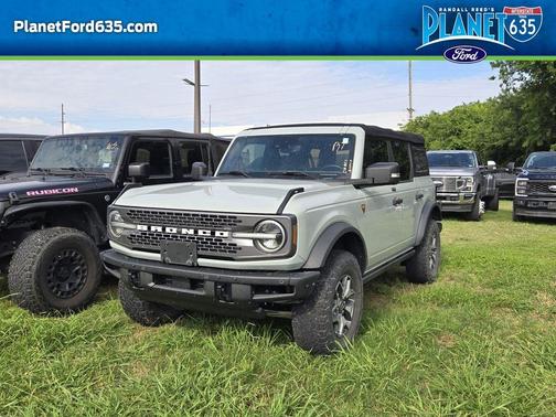 Cactus 2021 Ford Bronco Badlands