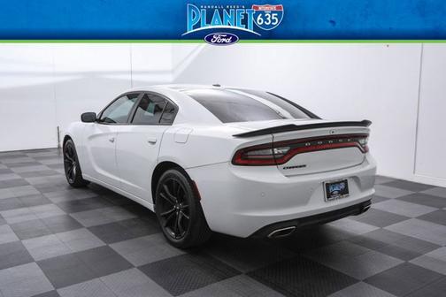 2018 Dodge Charger SXT