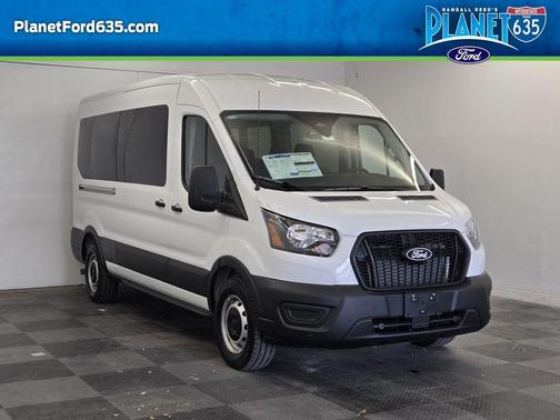 Oxford White 2026 Ford Transit-350