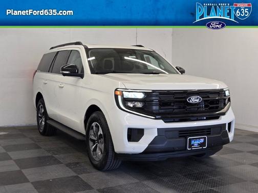 White Metallic 2027 Ford Expedition ACTIVE