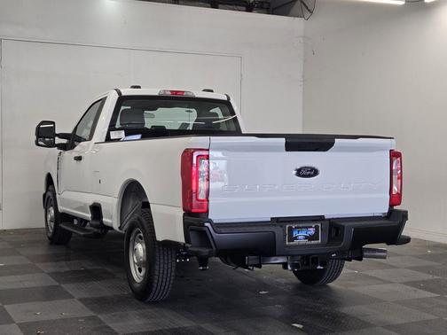 Oxford White 2026 Ford F-250 XL