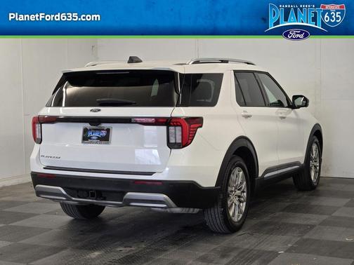 White Metallic 2026 Ford Explorer Platinum