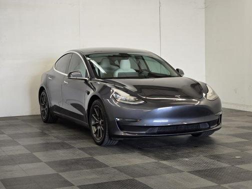 Gray 2019 Tesla Model 3 Long Range