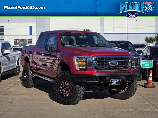 Red Metallic 2022 Ford F-150 XLT
