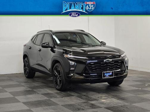 Black Metallic 2025 Chevrolet Trax ACTIV
