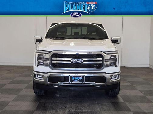Oxford White 2024 Ford F-150 Lariat