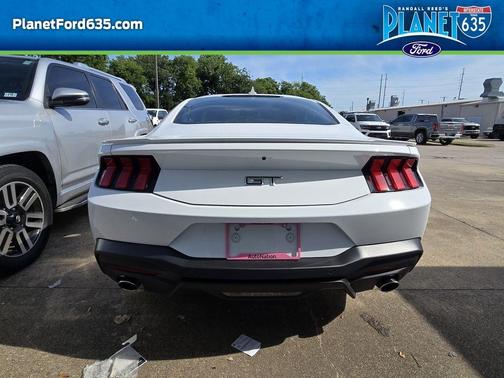 Oxford White 2025 Ford Mustang GT Premium
