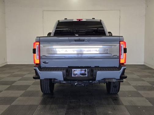 2024 Ford F-250 PLATINUM