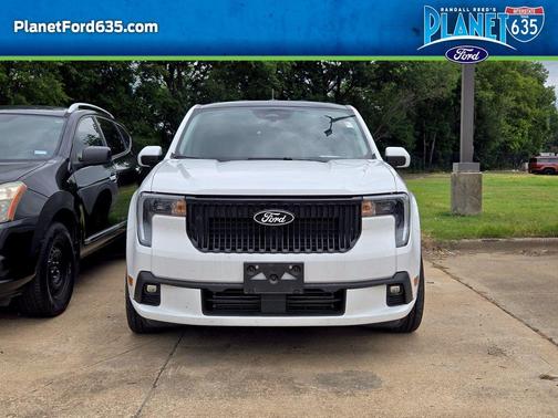 Oxford White 2025 Ford Maverick Lobo Standard