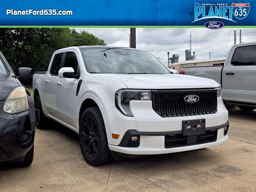 Oxford White 2025 Ford Maverick Lobo Standard