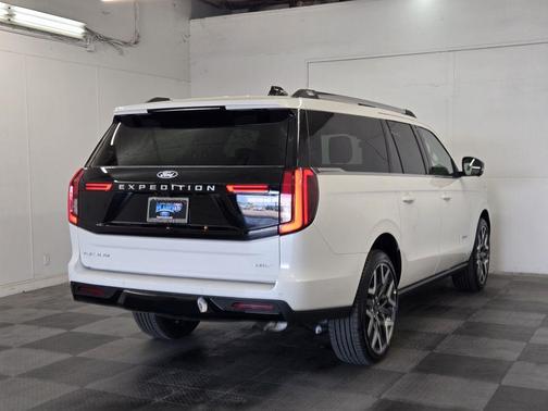 White Metallic 2027 Ford Expedition Max Platinum