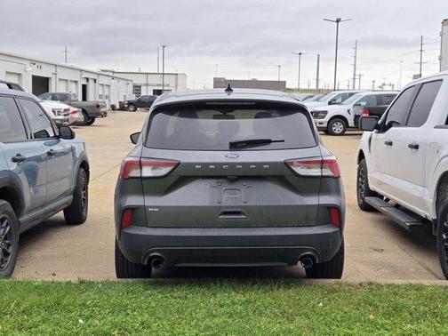 Gray Metallic 2021 Ford Escape SE