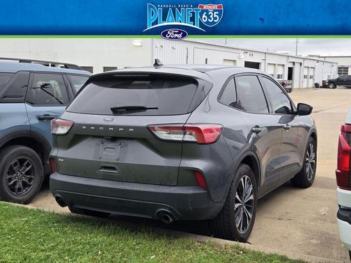 Gray Metallic 2021 Ford Escape SE