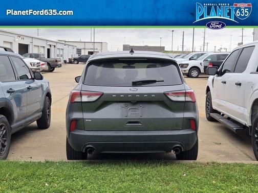 Gray Metallic 2021 Ford Escape SE