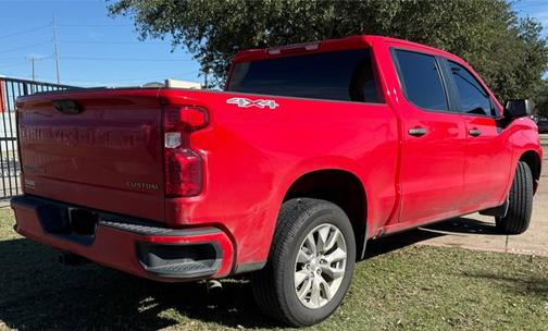 2022 Chevrolet Silverado 1500 CUSTOM