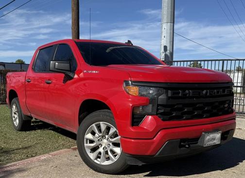 2022 Chevrolet Silverado 1500 CUSTOM