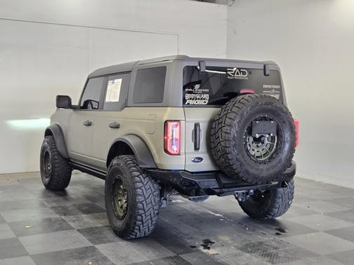 2024 Ford Bronco WILDTRAK