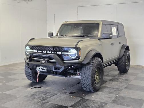 2024 Ford Bronco WILDTRAK