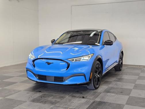 2023 Ford Mustang Mach-E PREMIUM
