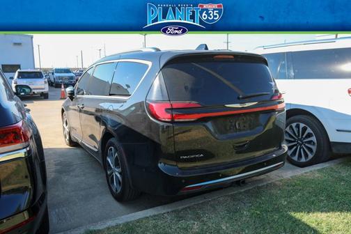 2024 Chrysler Pacifica PINNACLE