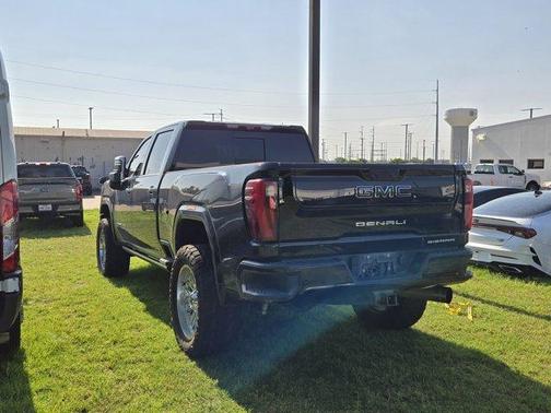 Onyx Black 2024 GMC Sierra 2500 Denali