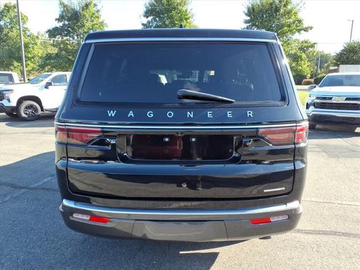2022 Jeep Wagoneer Series II 4x2