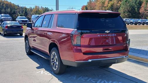 2025 Chevrolet Suburban LS