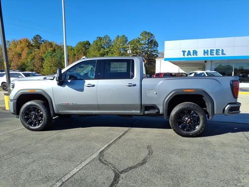 2026 GMC Sierra 2500 AT4