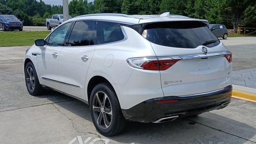 2022 Buick Enclave AWD Essence