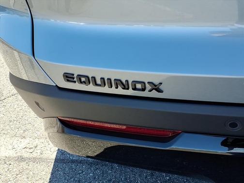 2026 Chevrolet Equinox FWD RS