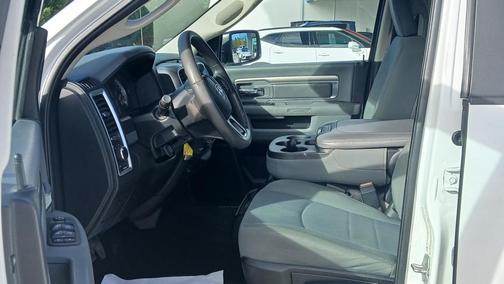 2018 RAM 2500 SLT Crew Cab 4x4 6'4' Box