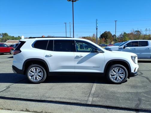 2026 GMC Acadia Elevation FWD