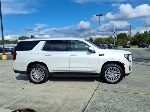 2024 GMC Yukon SLT