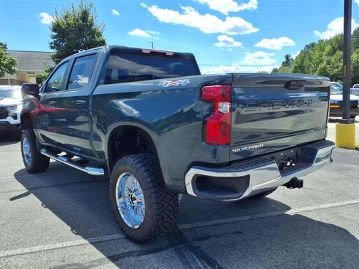 2025 Chevrolet Silverado 1500 LT