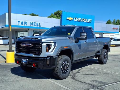 2024 GMC Sierra 2500 AT4