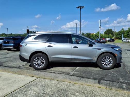 2023 Buick Enclave Essence FWD