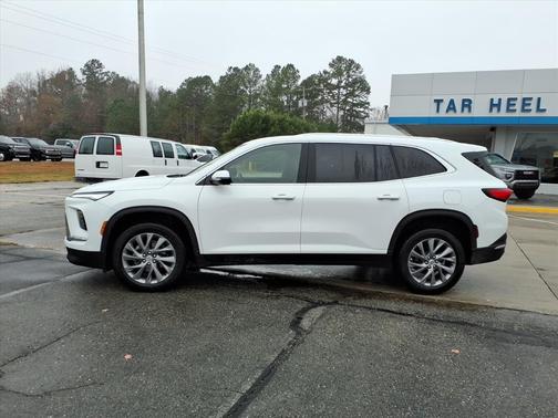 2025 Buick Enclave Preferred FWD