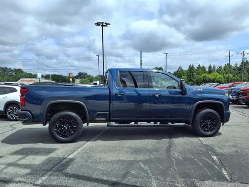 2023 Chevrolet Silverado 2500 LTZ