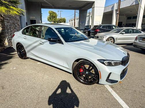2024 BMW 330 i