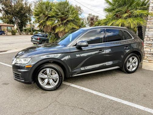 2019 Audi Q5 2.0T Premium Plus
