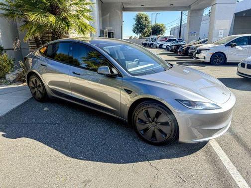 2025 Tesla Model 3 Long Range