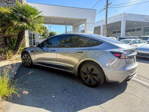 2025 Tesla Model 3 Long Range