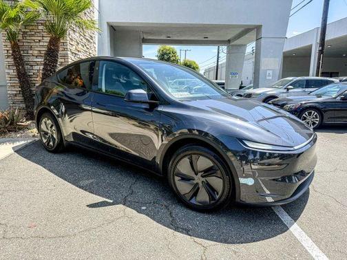 Gray 2026 Tesla Model Y Long Range