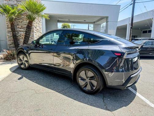 Gray 2026 Tesla Model Y Long Range